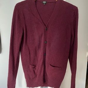 UNIQLO premium lambs wool V neck cardigan